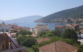 Moustakis Hotel