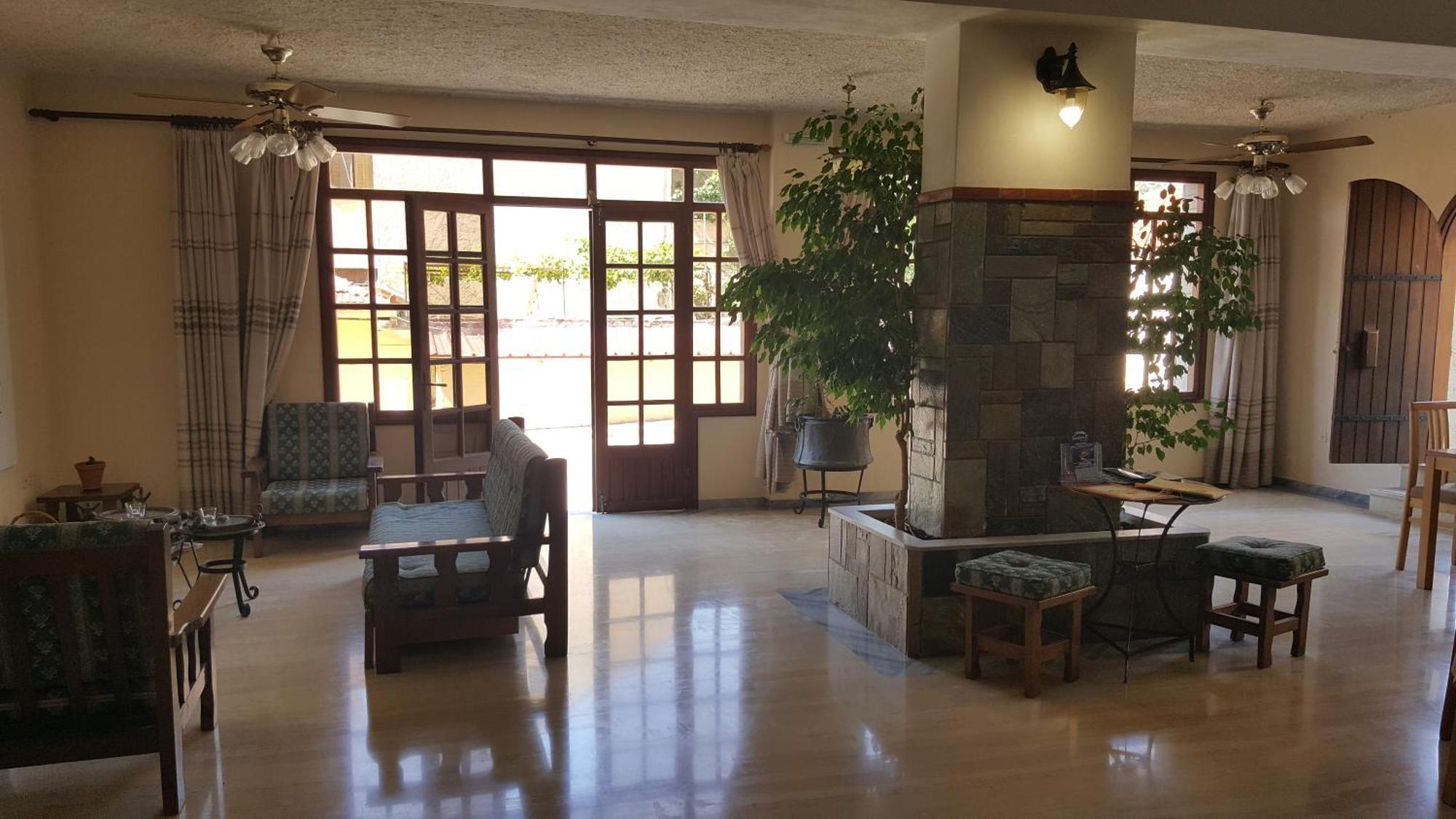 Moustakis Hotel Agia Efimia Exterior foto